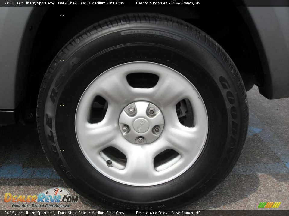2006 Jeep Liberty Sport 4x4 Dark Khaki Pearl / Medium Slate Gray Photo #18