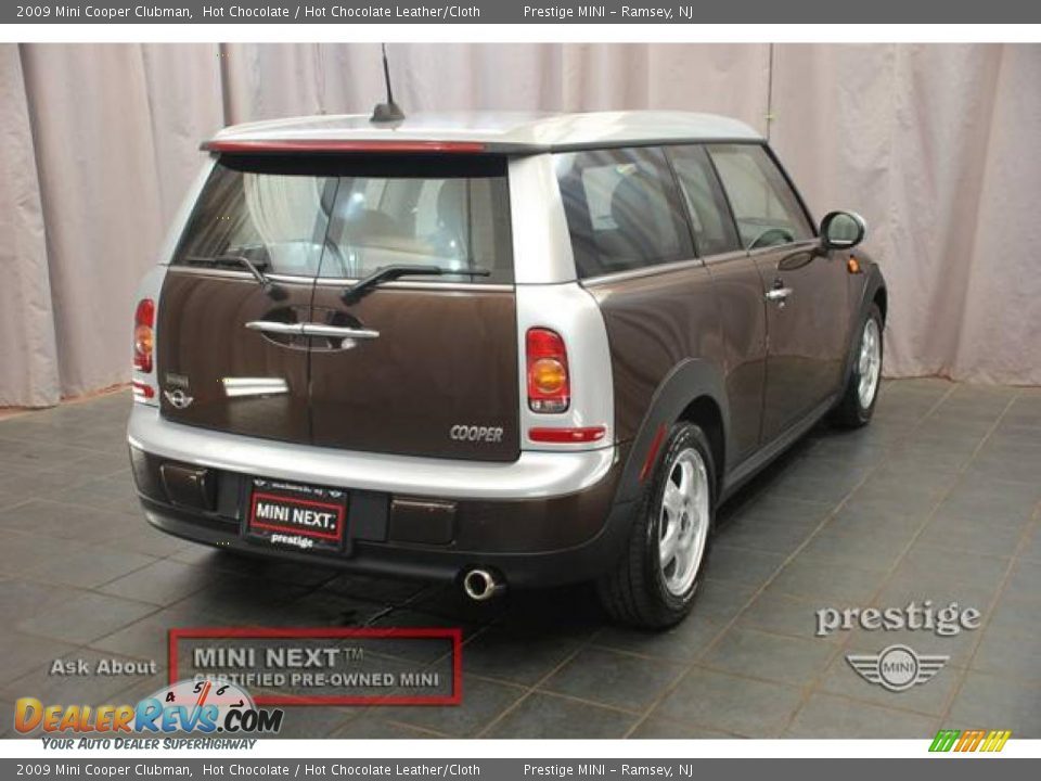 2009 Mini Cooper Clubman Hot Chocolate / Hot Chocolate Leather/Cloth Photo #2