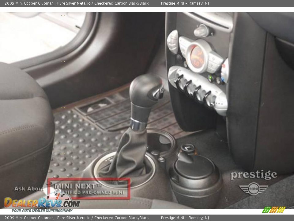 2009 Mini Cooper Clubman Pure Silver Metallic / Checkered Carbon Black/Black Photo #15