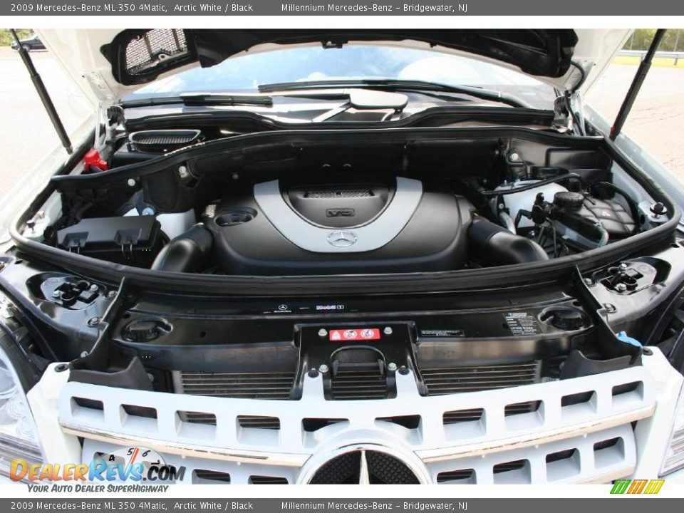 2009 Mercedes-Benz ML 350 4Matic Arctic White / Black Photo #23