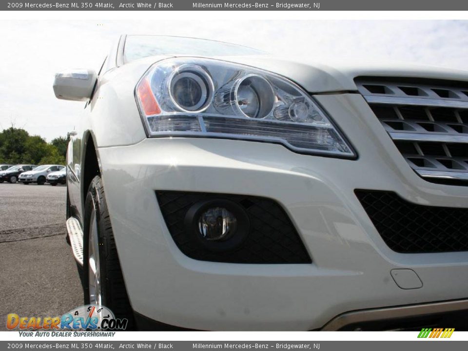 2009 Mercedes-Benz ML 350 4Matic Arctic White / Black Photo #24