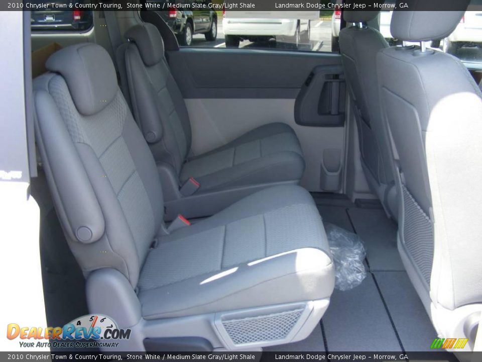 2010 Chrysler Town & Country Touring Stone White / Medium Slate Gray/Light Shale Photo #8