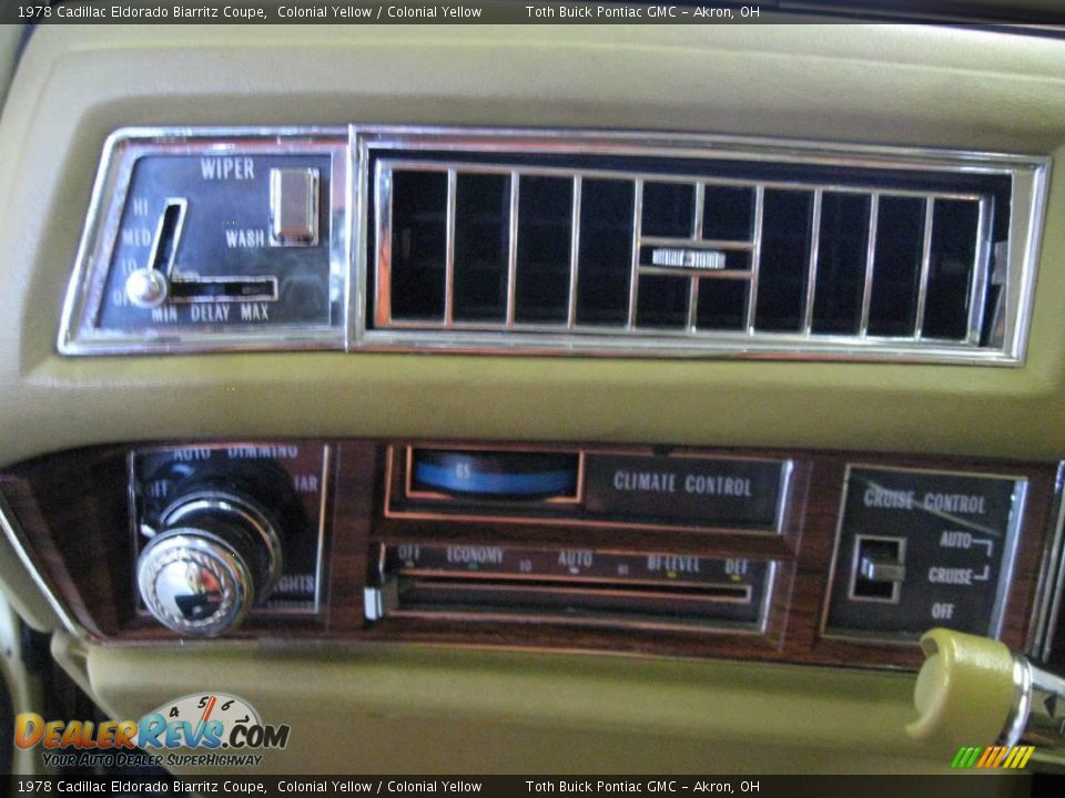 1978 Cadillac Eldorado Biarritz Coupe Colonial Yellow / Colonial Yellow Photo #17