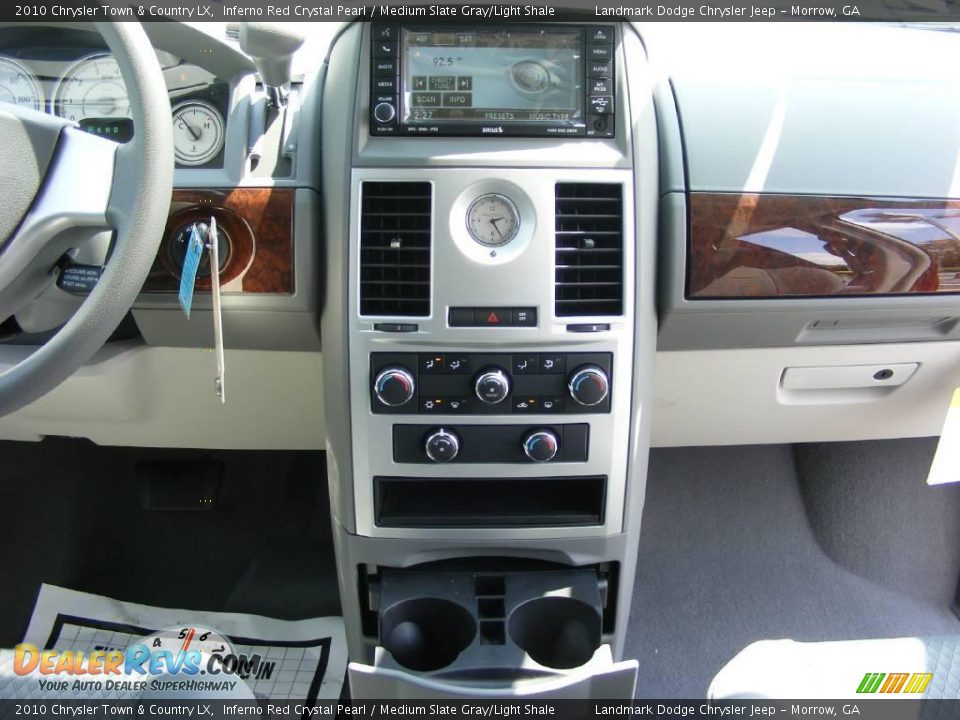 2010 Chrysler Town & Country LX Inferno Red Crystal Pearl / Medium Slate Gray/Light Shale Photo #11