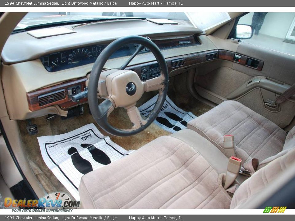 1994 Chevrolet Lumina Sedan Light Driftwood Metallic / Beige Photo #7