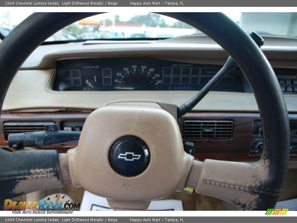 1994 Chevrolet Lumina Sedan Light Driftwood Metallic / Beige Photo #8