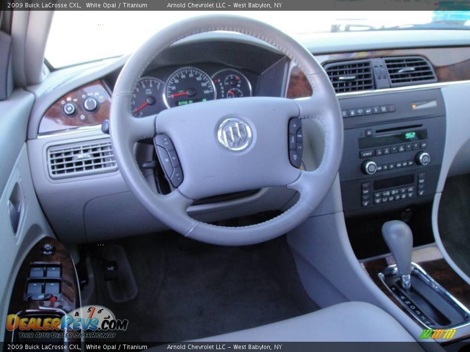 2009 Buick LaCrosse CXL White Opal / Titanium Photo #11