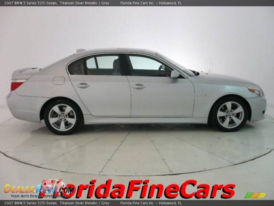 2007 BMW 5 Series 525i Sedan Titanium Silver Metallic / Grey Photo #4