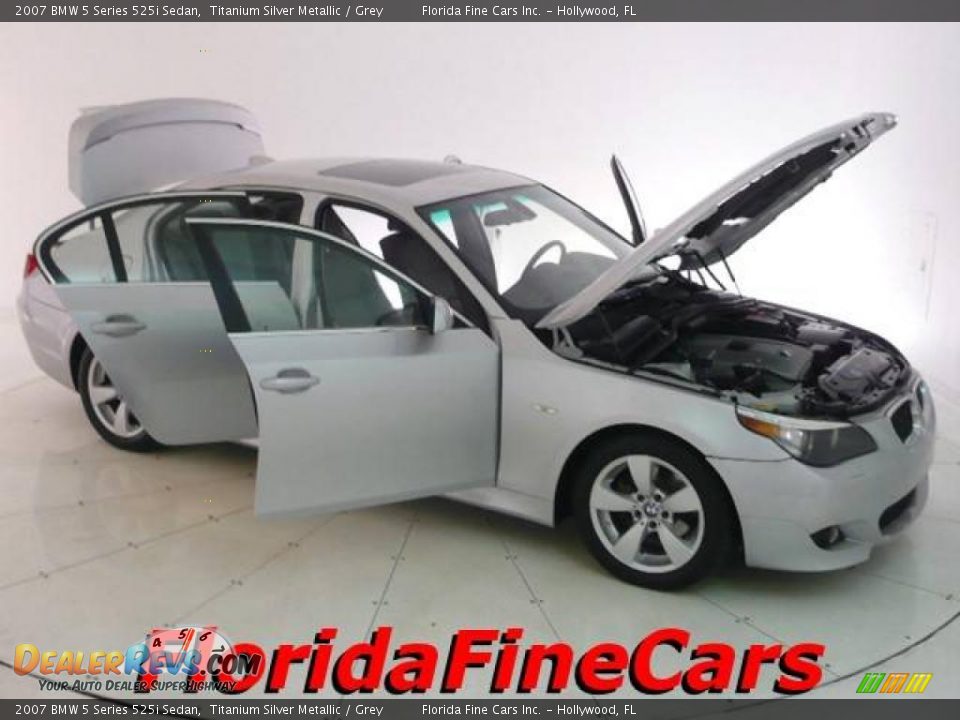 2007 BMW 5 Series 525i Sedan Titanium Silver Metallic / Grey Photo #8