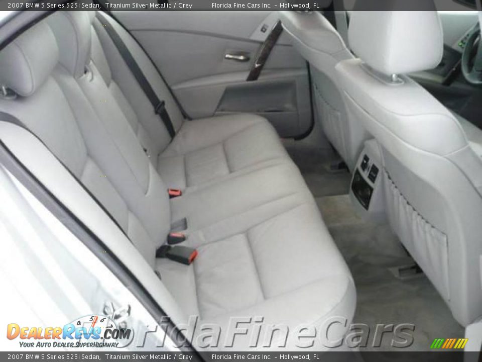 2007 BMW 5 Series 525i Sedan Titanium Silver Metallic / Grey Photo #14