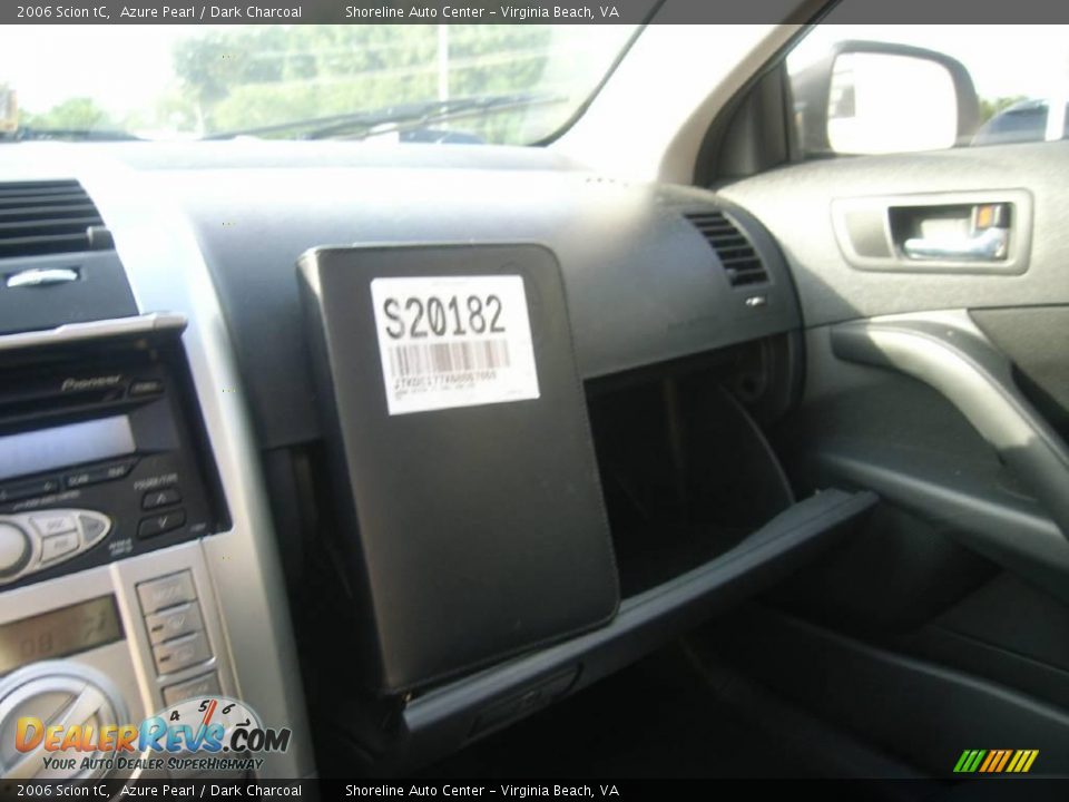 2006 Scion tC Azure Pearl / Dark Charcoal Photo #16