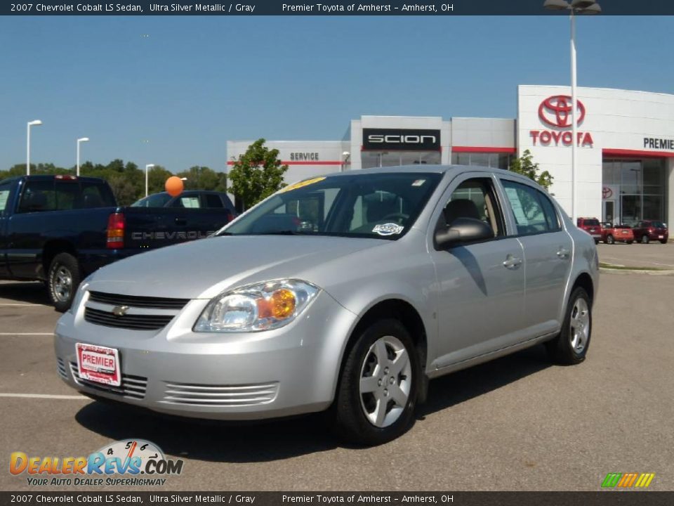 2007 Chevrolet Cobalt LS Sedan Ultra Silver Metallic / Gray Photo #1