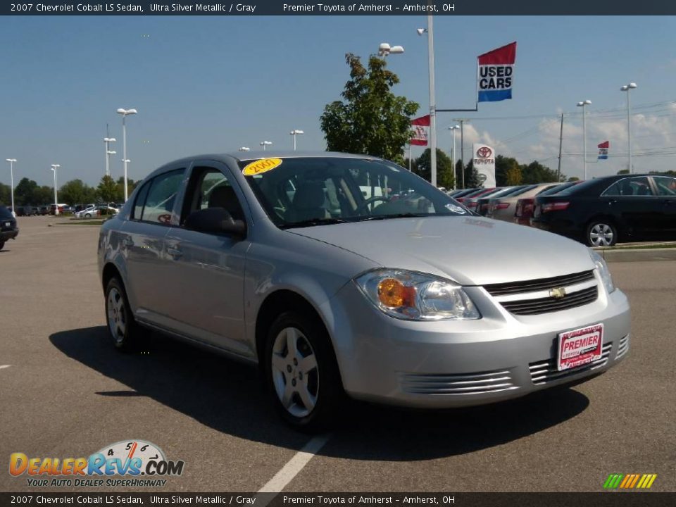 2007 Chevrolet Cobalt LS Sedan Ultra Silver Metallic / Gray Photo #7