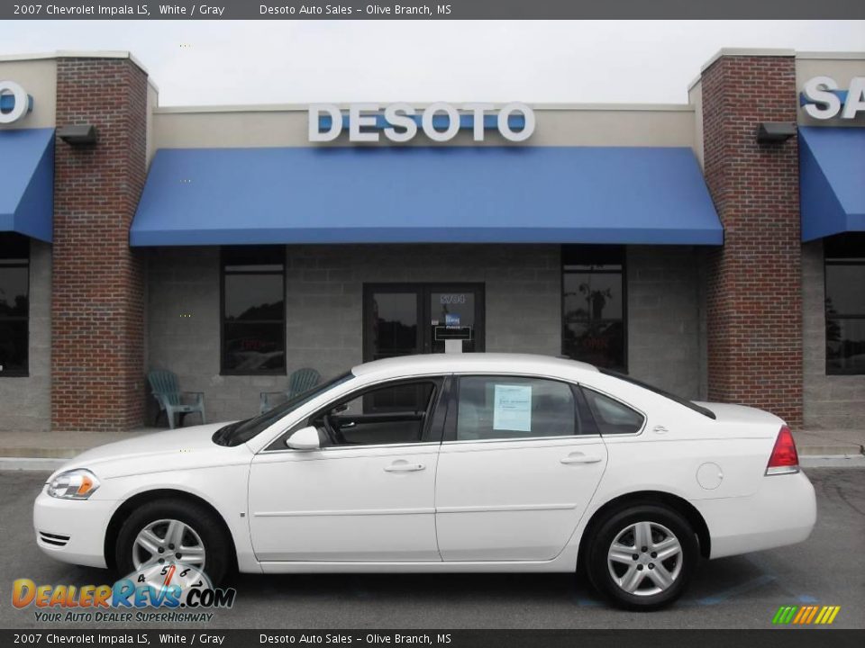 2007 Chevrolet Impala LS White / Gray Photo #1