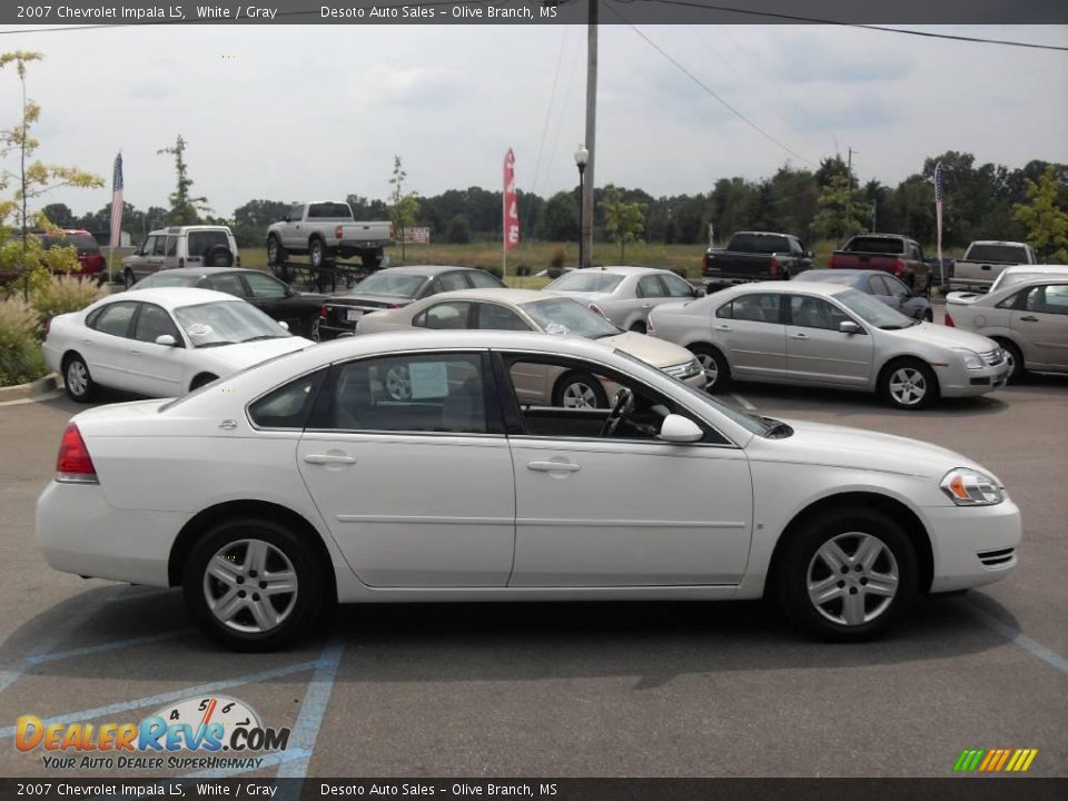 2007 Chevrolet Impala LS White / Gray Photo #5