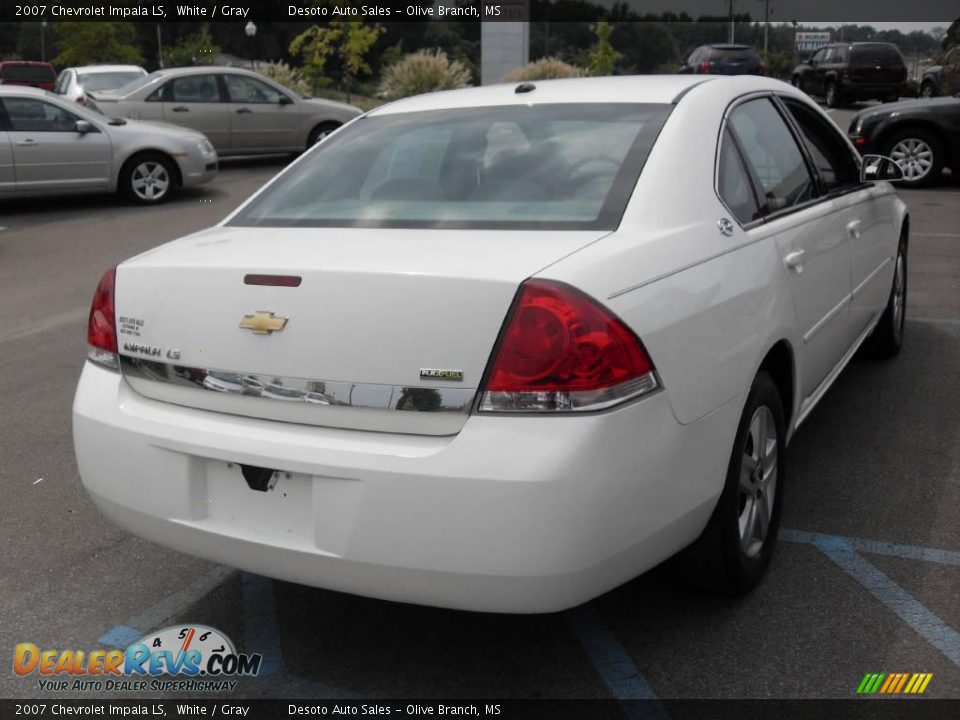2007 Chevrolet Impala LS White / Gray Photo #6