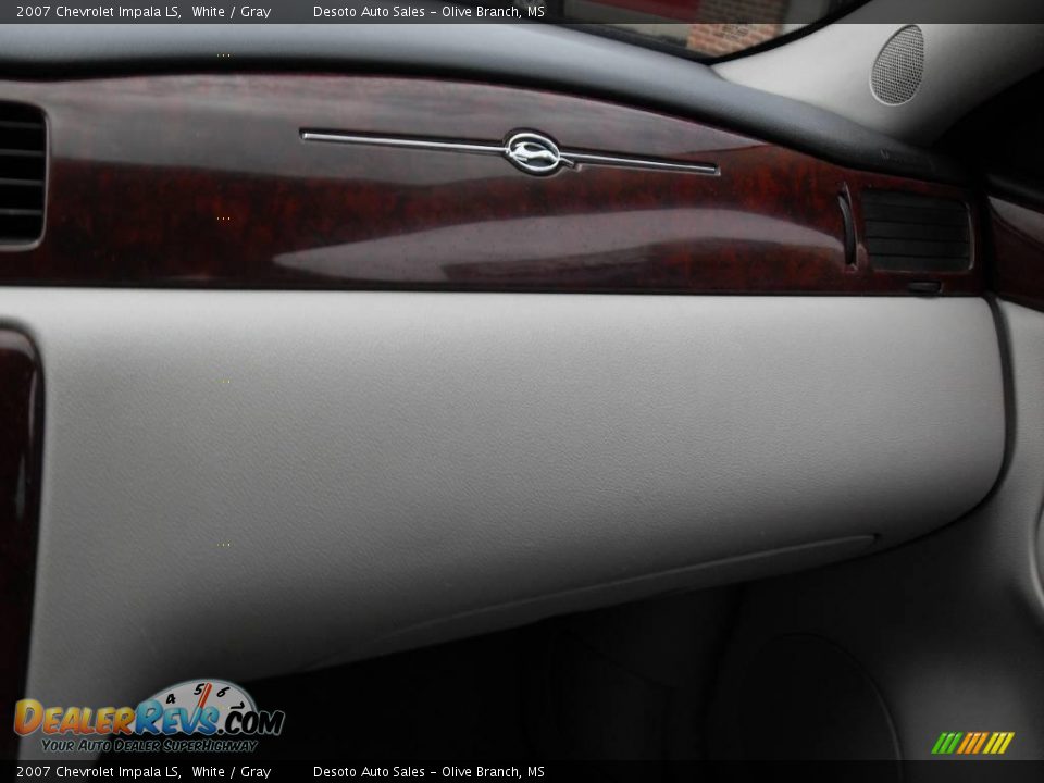 2007 Chevrolet Impala LS White / Gray Photo #12