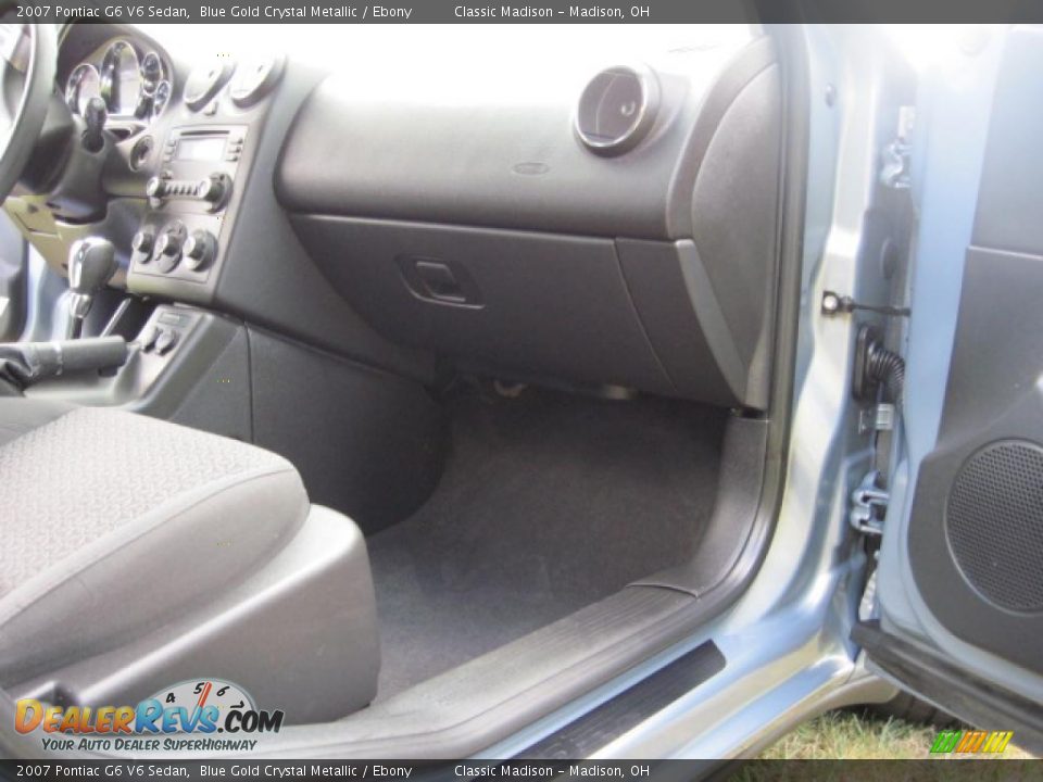 2007 Pontiac G6 V6 Sedan Blue Gold Crystal Metallic / Ebony Photo #17