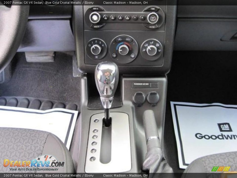 2007 Pontiac G6 V6 Sedan Blue Gold Crystal Metallic / Ebony Photo #23