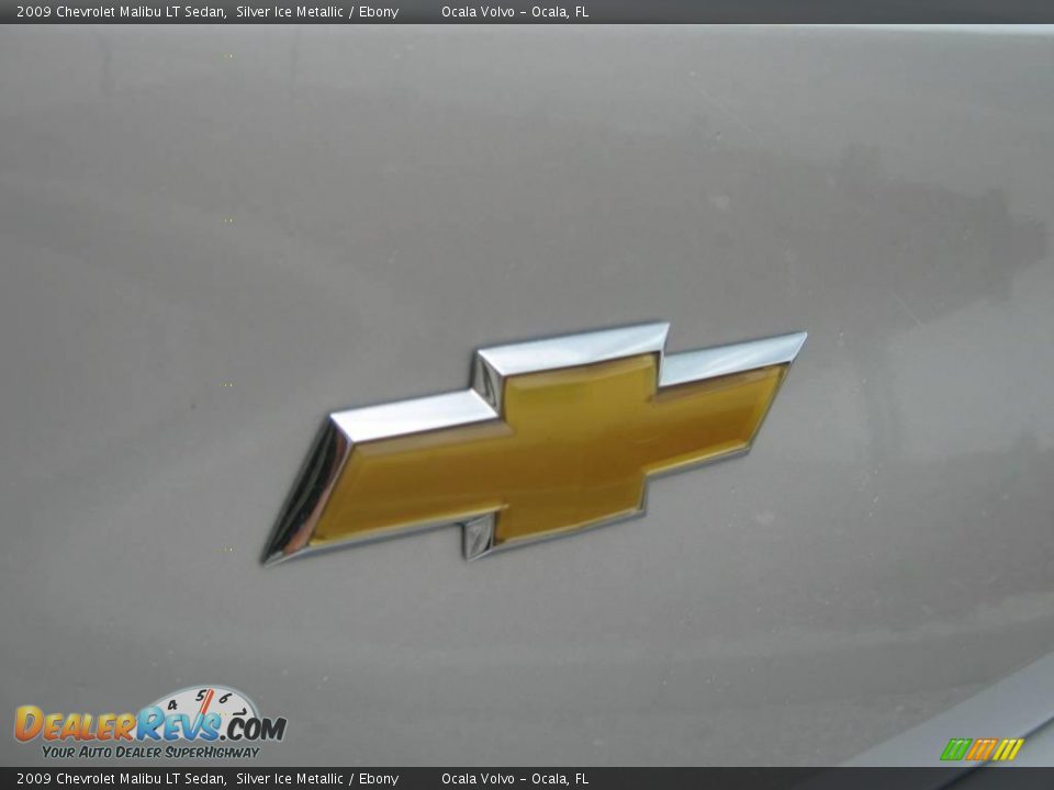 2009 Chevrolet Malibu LT Sedan Silver Ice Metallic / Ebony Photo #11