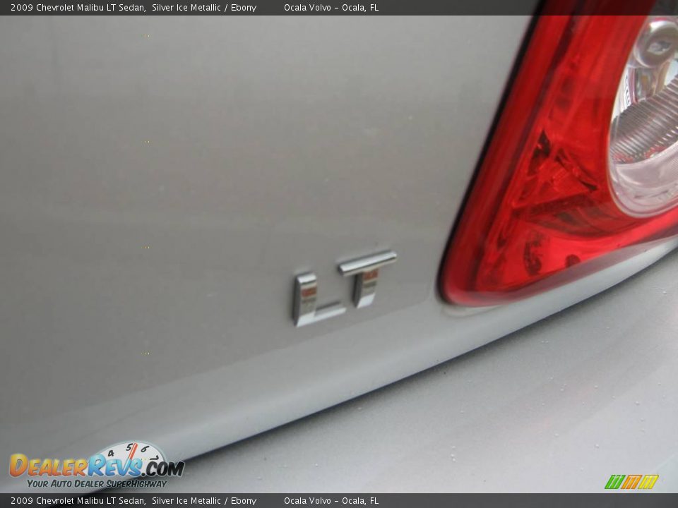 2009 Chevrolet Malibu LT Sedan Silver Ice Metallic / Ebony Photo #12