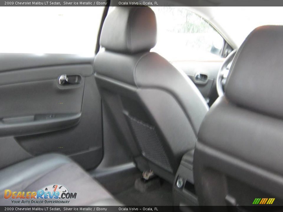 2009 Chevrolet Malibu LT Sedan Silver Ice Metallic / Ebony Photo #19