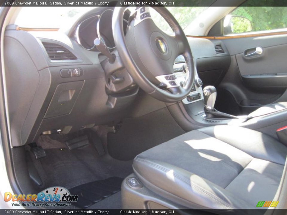 2009 Chevrolet Malibu LT Sedan Silver Ice Metallic / Ebony Photo #10