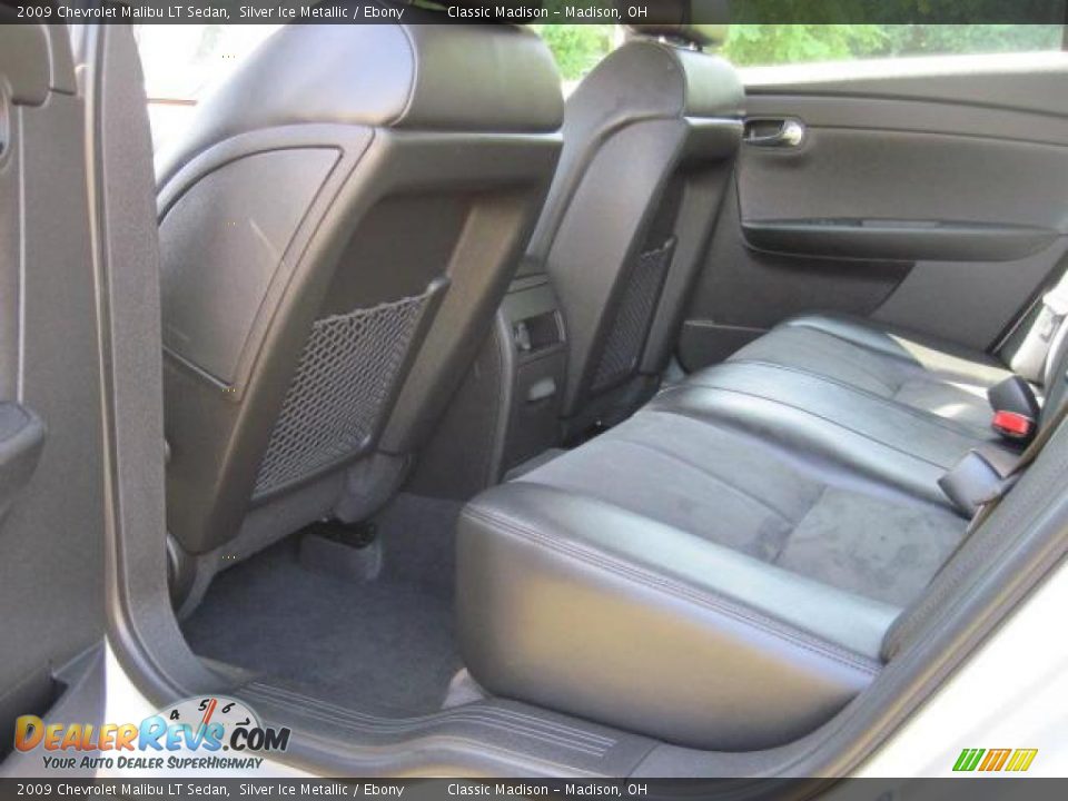2009 Chevrolet Malibu LT Sedan Silver Ice Metallic / Ebony Photo #12
