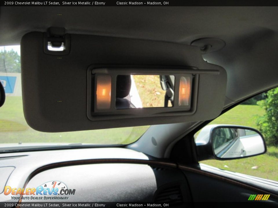 2009 Chevrolet Malibu LT Sedan Silver Ice Metallic / Ebony Photo #21
