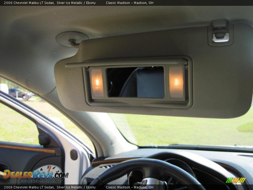2009 Chevrolet Malibu LT Sedan Silver Ice Metallic / Ebony Photo #22