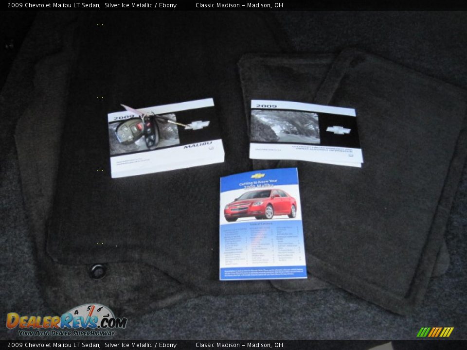 2009 Chevrolet Malibu LT Sedan Silver Ice Metallic / Ebony Photo #34