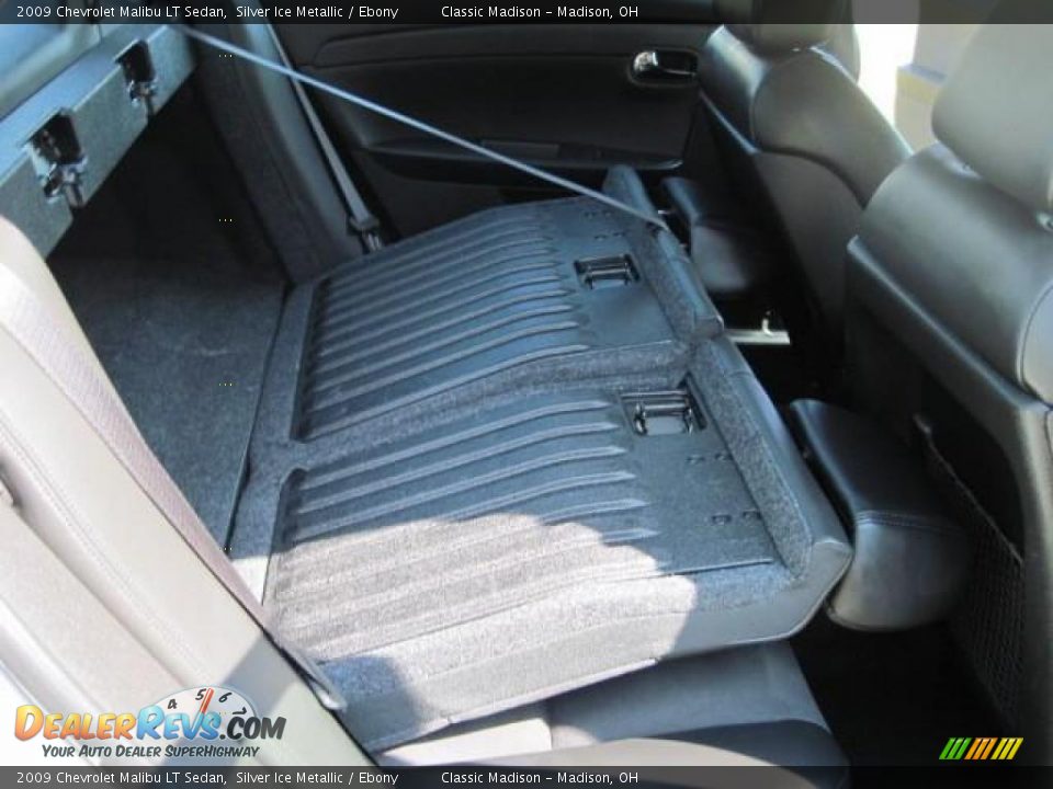 2009 Chevrolet Malibu LT Sedan Silver Ice Metallic / Ebony Photo #36