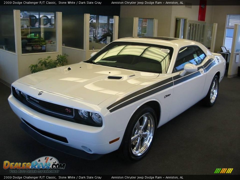 2009 Dodge Challenger R/T Classic Stone White / Dark Slate Gray Photo #3