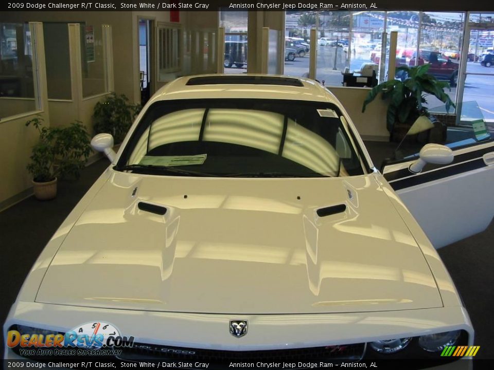 2009 Dodge Challenger R/T Classic Stone White / Dark Slate Gray Photo #5