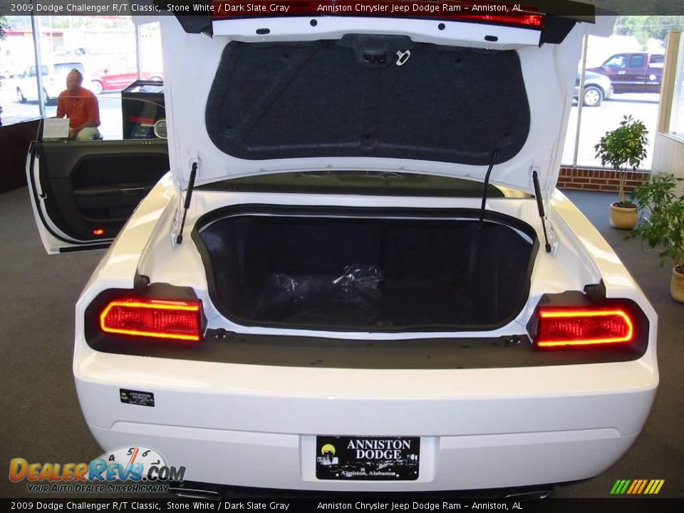 2009 Dodge Challenger R/T Classic Stone White / Dark Slate Gray Photo #11
