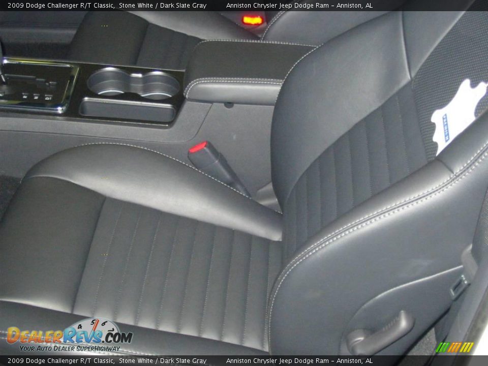 2009 Dodge Challenger R/T Classic Stone White / Dark Slate Gray Photo #16