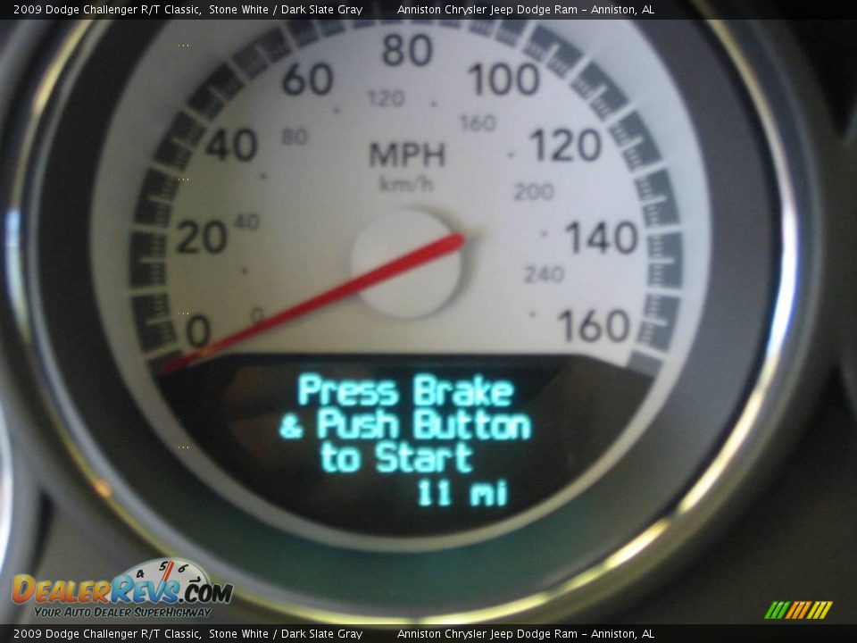 2009 Dodge Challenger R/T Classic Stone White / Dark Slate Gray Photo #18