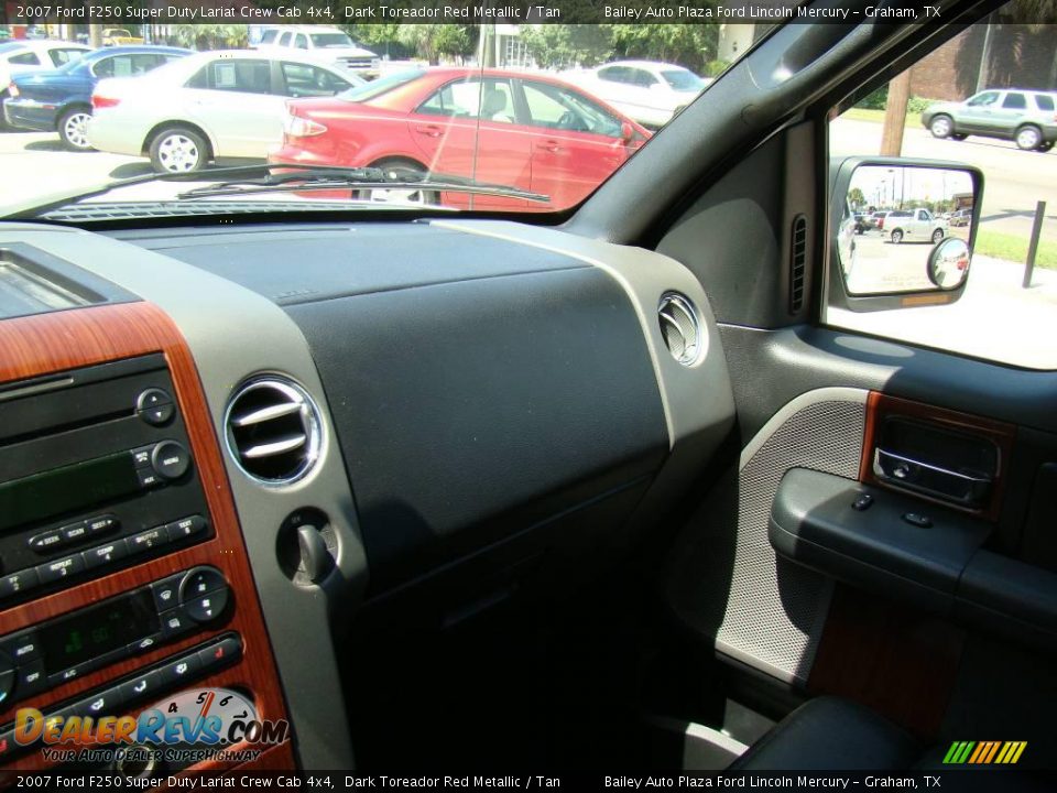 2007 Ford F250 Super Duty Lariat Crew Cab 4x4 Dark Toreador Red Metallic / Tan Photo #23