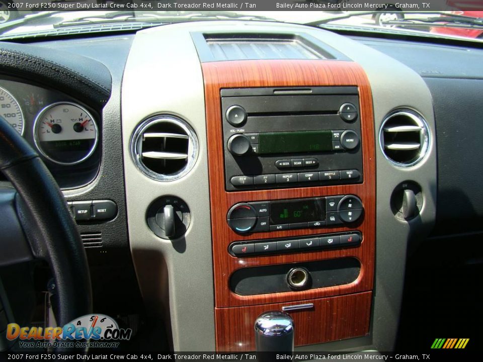 2007 Ford F250 Super Duty Lariat Crew Cab 4x4 Dark Toreador Red Metallic / Tan Photo #24