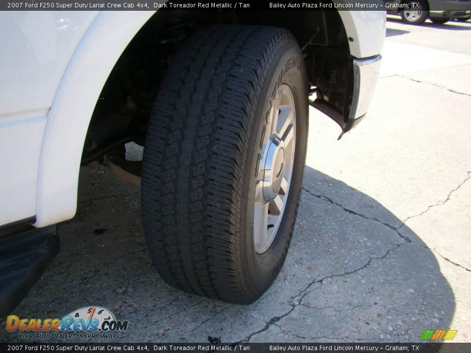 2007 Ford F250 Super Duty Lariat Crew Cab 4x4 Dark Toreador Red Metallic / Tan Photo #29