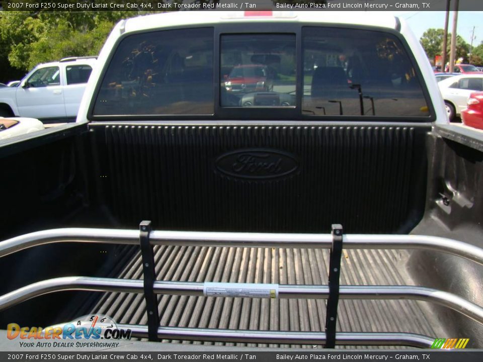 2007 Ford F250 Super Duty Lariat Crew Cab 4x4 Dark Toreador Red Metallic / Tan Photo #34