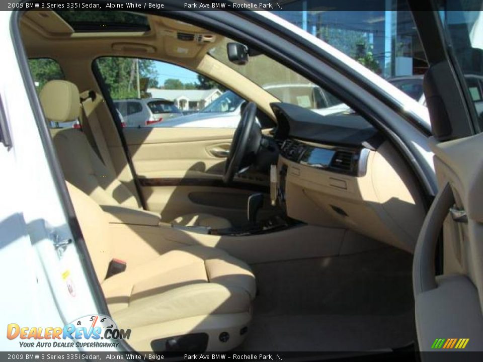2009 BMW 3 Series 335i Sedan Alpine White / Beige Photo #22