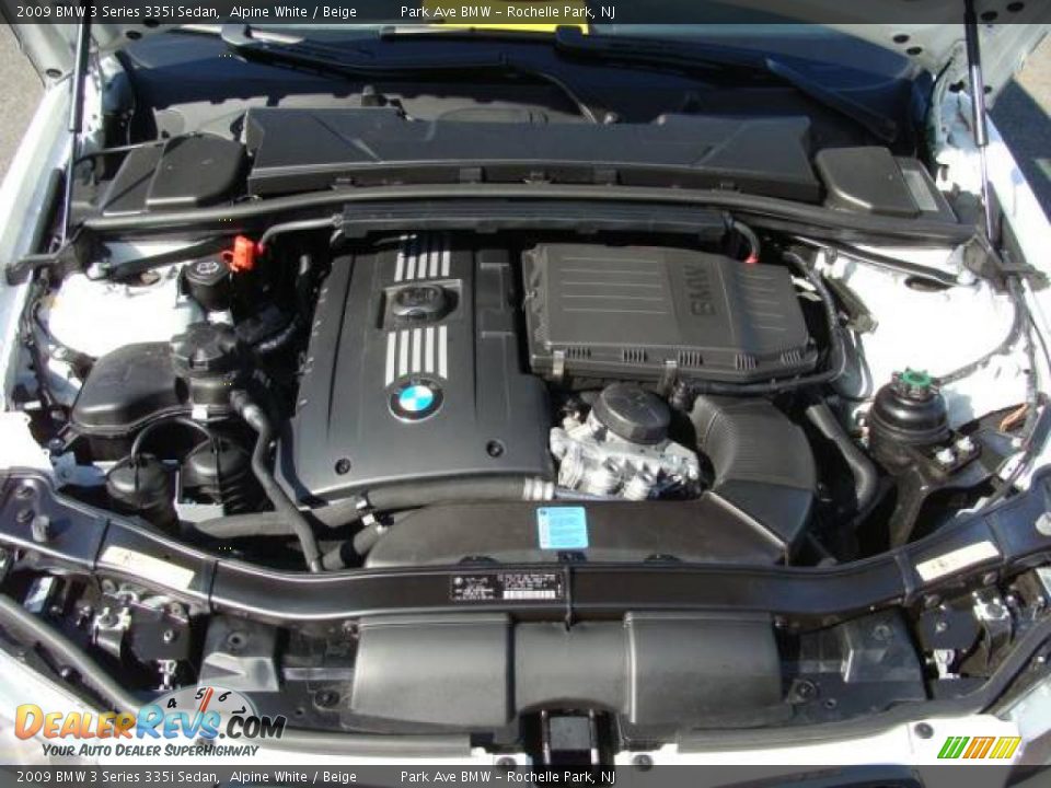 2009 BMW 3 Series 335i Sedan Alpine White / Beige Photo #25