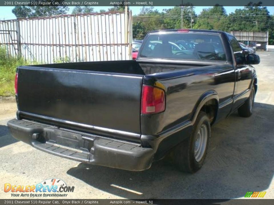 2001 Chevrolet S10 Regular Cab Onyx Black / Graphite Photo #7