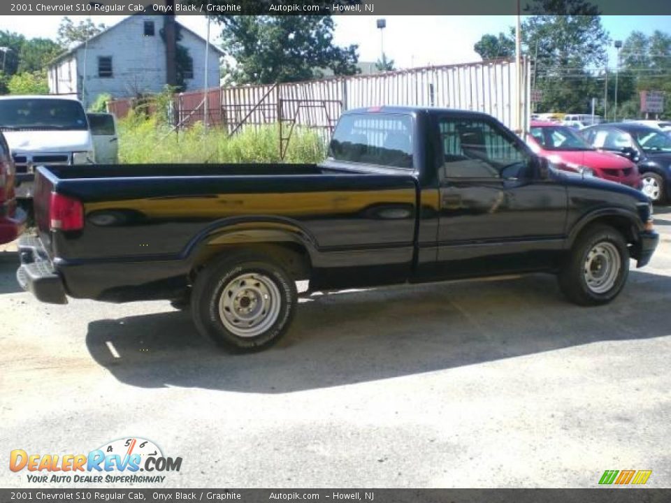2001 Chevrolet S10 Regular Cab Onyx Black / Graphite Photo #8