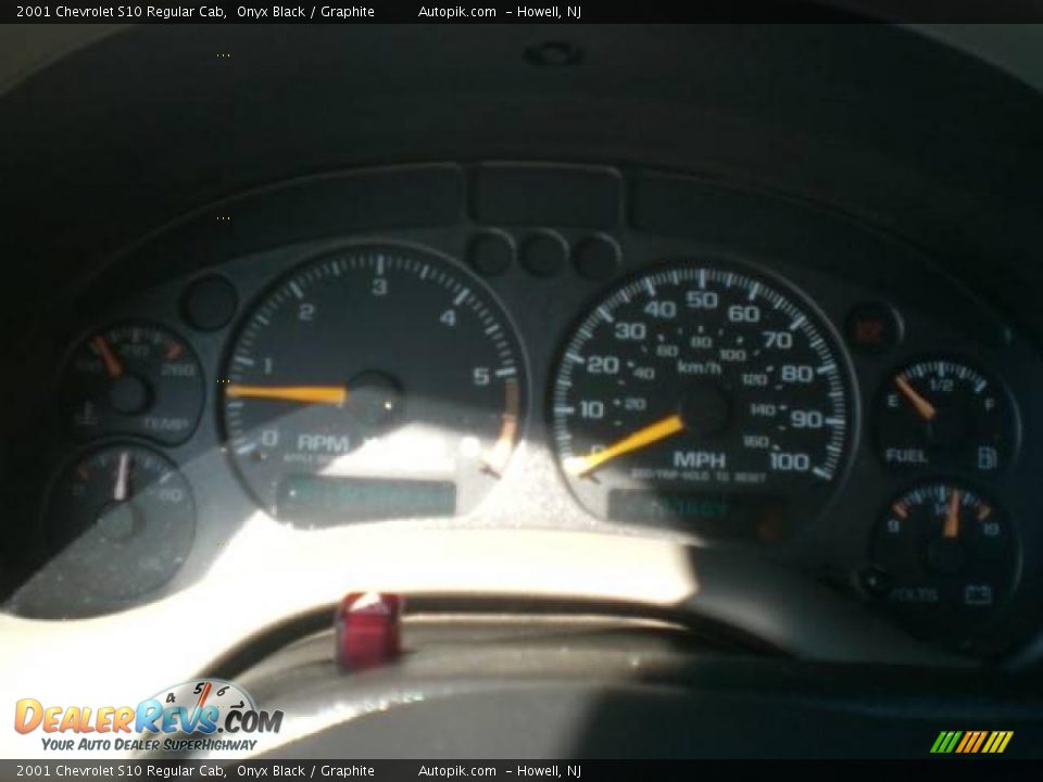 2001 Chevrolet S10 Regular Cab Onyx Black / Graphite Photo #13