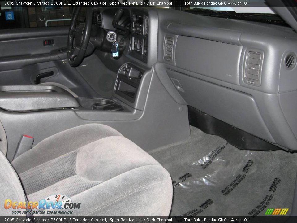 2005 Chevrolet Silverado 2500HD LS Extended Cab 4x4 Sport Red Metallic / Dark Charcoal Photo #19