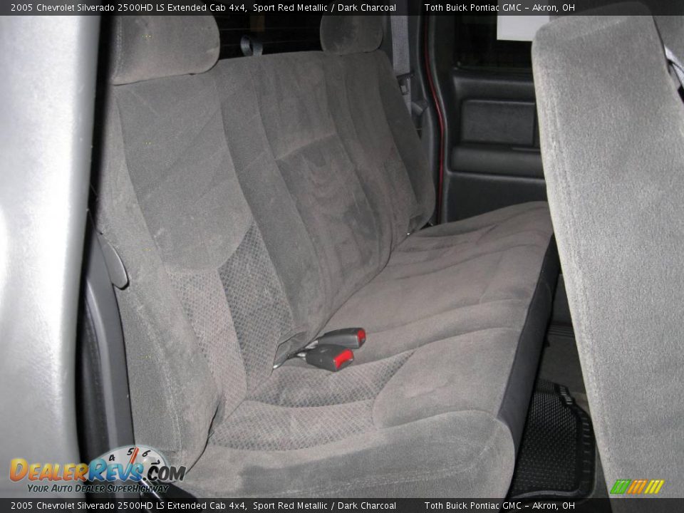 2005 Chevrolet Silverado 2500HD LS Extended Cab 4x4 Sport Red Metallic / Dark Charcoal Photo #20