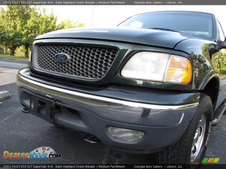 2001 Ford F150 XLT SuperCab 4x4 Dark Highland Green Metallic / Medium Parchment Photo #14