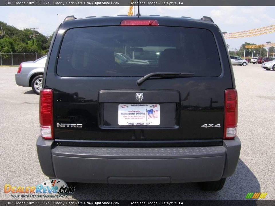 2007 Dodge Nitro SXT 4x4 Black / Dark Slate Gray/Light Slate Gray Photo #4